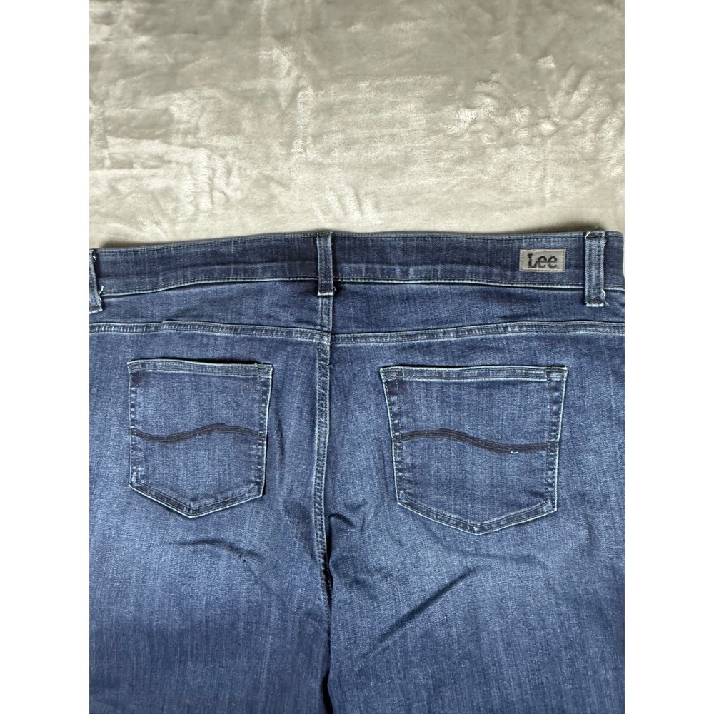 Lee Plus Regular Fit Straight Leg Mid Rise Jeans Dark Wash Flex Motion 20W Med